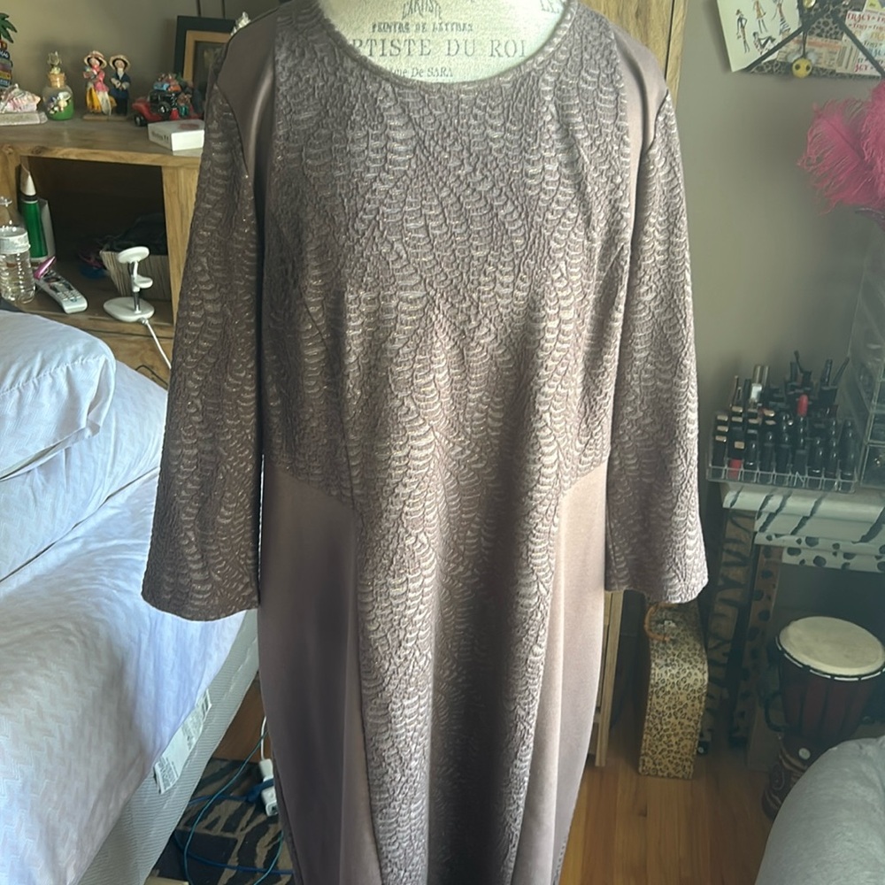 Simonton Says Stretch Taupe & Gold Dress - XL